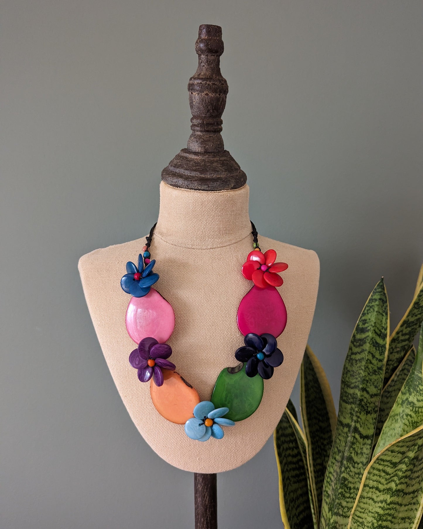 DAISY — Handmade Tagua Statement Necklace — 'Only One'