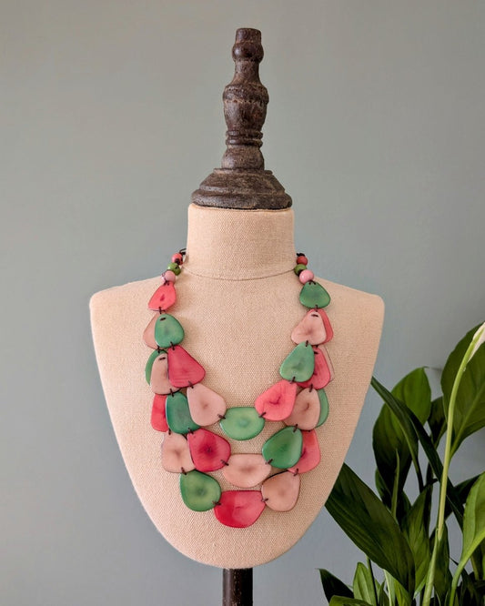 CHICA 3 - STRAND — Handmade Tagua Statement Necklace — 'Only One' - The Happy Elephant - Tagua Jewellery