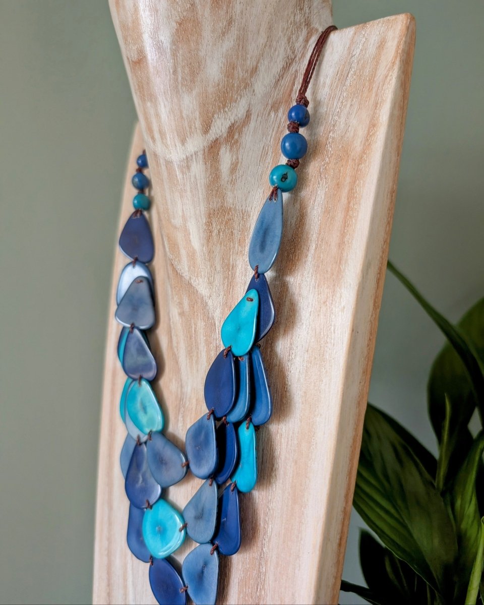 CHICA 3 - STRAND — Handmade Tagua Statement Necklace — 'Only One' - The Happy Elephant - Tagua Jewellery
