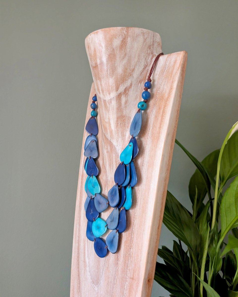 CHICA 3 - STRAND — Handmade Tagua Statement Necklace — 'Only One' - The Happy Elephant - Tagua Jewellery