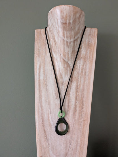 FERNANDINA — Handmade Tagua Pendant Necklace - The Happy Elephant - Tagua Jewellery