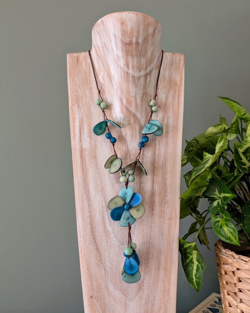 FLOWER — Handmade Tagua Statement Necklace - The Happy Elephant - Tagua Jewellery