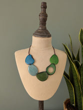 Load image into Gallery viewer, Liliana Tagua Nut Necklace - The Happy Elephant - Tagua Jewellery
