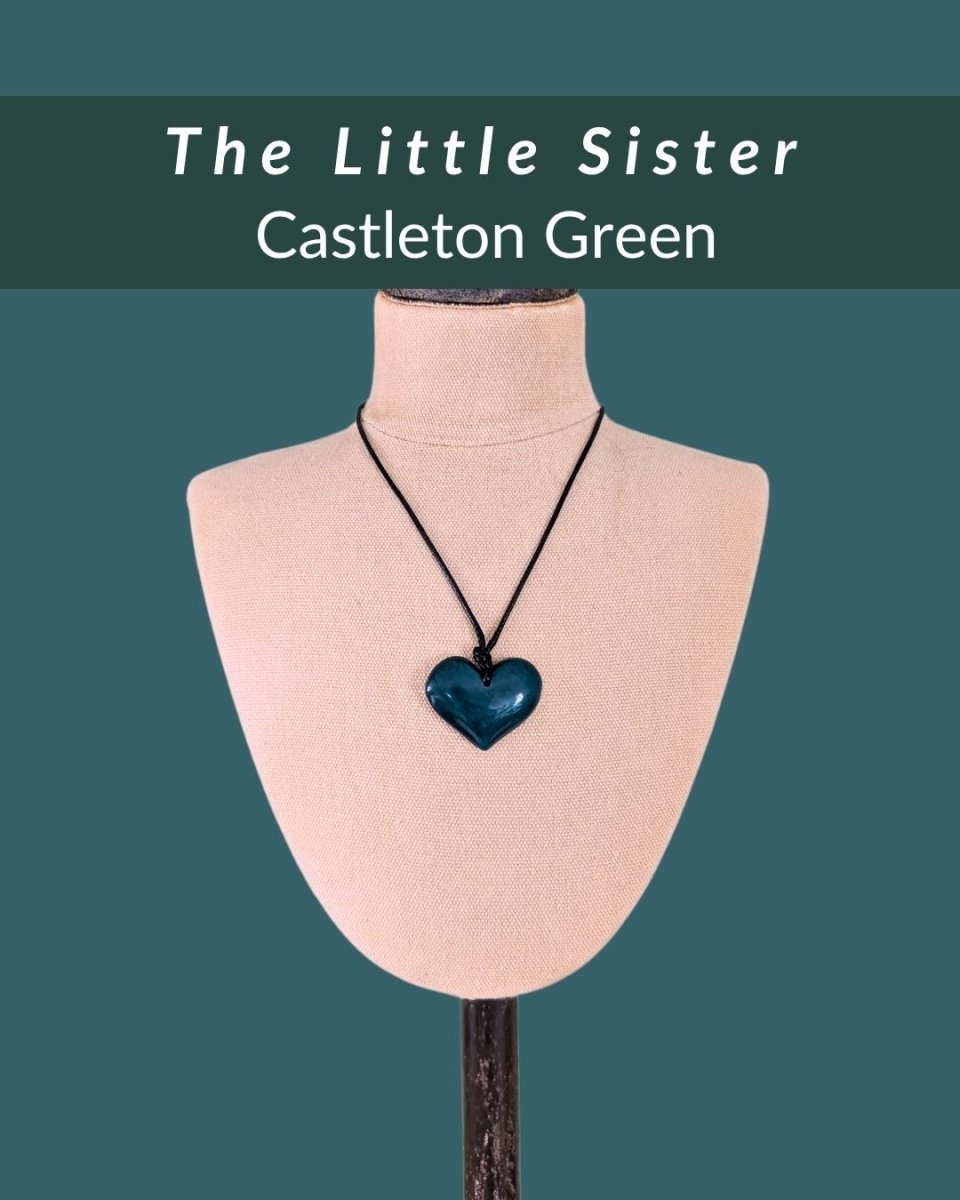 LITTLE SISTER — Botanical Artisan Pendant Necklace - The Happy Elephant - Tagua Jewellery
