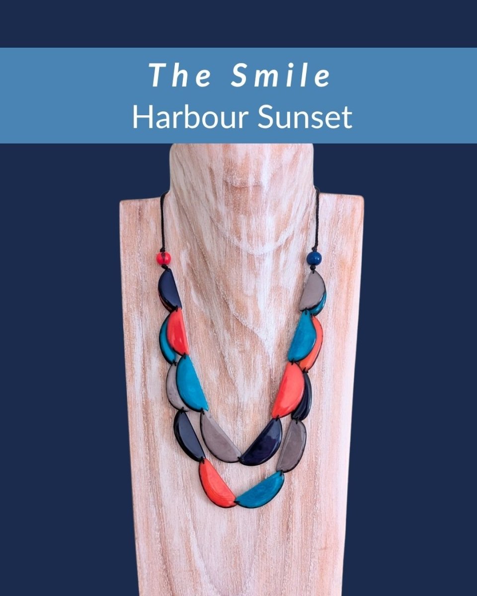 SMILE — Botanical Artisan Necklace - The Happy Elephant - Tagua Jewellery
