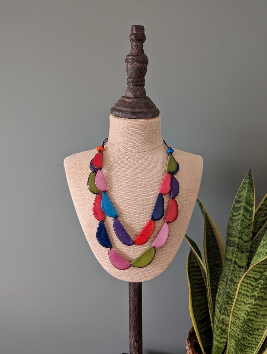 SMILE — Handmade Tagua Statement Necklace - The Happy Elephant - Tagua Jewellery