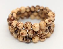 Load image into Gallery viewer, Acai Natural Seed Bracelet - The Happy Elephant - Tagua Jewellery
