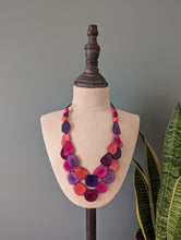 Load image into Gallery viewer, Chica Tagua Nut Necklace - The Happy Elephant - Tagua Jewellery
