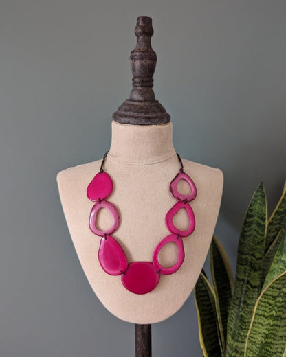 Gaby Tagua Nut Necklace - The Happy Elephant - Tagua Jewellery