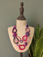 Load image into Gallery viewer, Galapagos Tagua Nut Necklace - The Happy Elephant - Tagua Jewellery
