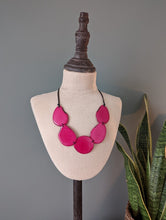 Load image into Gallery viewer, Lily Tagua Nut Necklace - The Happy Elephant - Tagua Jewellery
