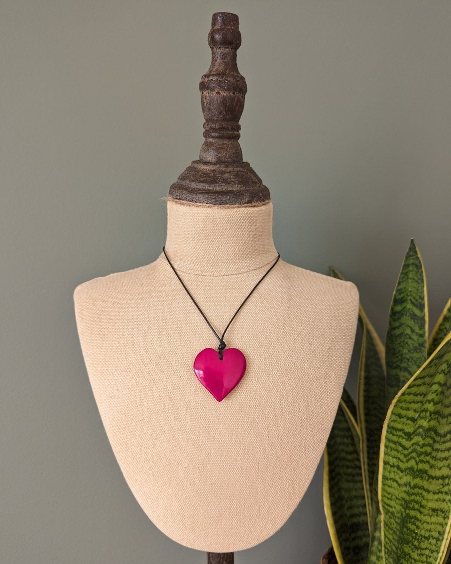 Sis necklace online