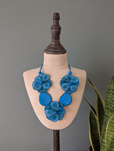 Load image into Gallery viewer, Petal Tagua Nut Necklace - The Happy Elephant - Tagua Jewellery
